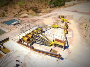 印度尼西亞500t/h 石英石破碎制砂生產線