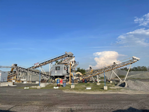 處理時產80噸的鵝卵石制砂機價格是多少？