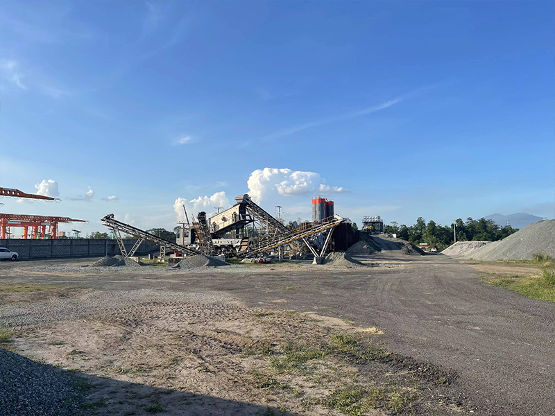 固定式花崗巖破碎生產(chǎn)線和移動式花崗巖破碎生產(chǎn)線的區(qū)別 1 固定式花岗岩破碎生产线和移动式花岗岩破碎生产线的区别 - VSI制砂机(images 1)