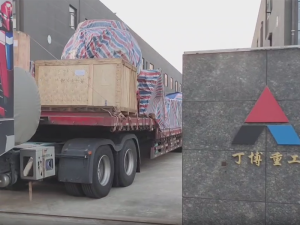 俄羅斯69線配套設備第一車出發